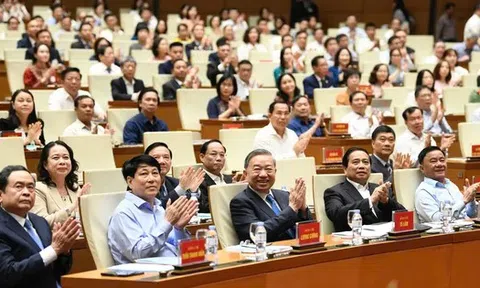 Kết luận mới của Bộ Chính trị, Ban Bí thư về sắp xếp tổ chức bộ máy và đơn vị hành chính