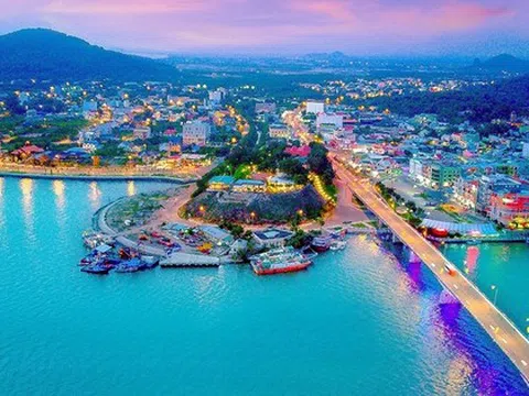 Ngay đầu năm, tỉnh này có 2 thành phố được công nhận là đô thị loại I