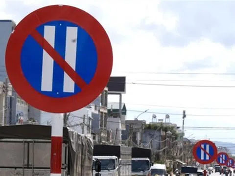 Sửa 4.500 lỗi biển báo, đèn giao thông