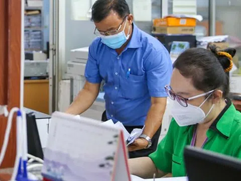 Sở Nội vụ TP HCM đề xuất khẩn: Bỏ chính sách hỗ trợ thêm cho cán bộ, công chức nghỉ việc