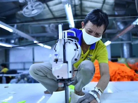 Từ ngày 1-7, người lao động không còn được hưởng trọn 180 ngày nghỉ chế độ ốm đau