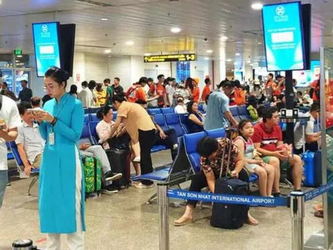 Vì sao một số chuyến bay tại Tân Sơn Nhất, Côn Đảo bị chậm, hủy trong sáng 27-3?