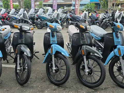 Anh em 'song sinh' của Honda Dream được ra mắt mới mức giá chỉ 23 triệu đồng
