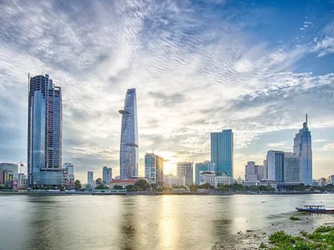 Để kiếm 100.000 USD: Thu nhập bình quân người Philippines cần 23 năm, Malaysia cần 9 năm, Việt Nam thì sao?