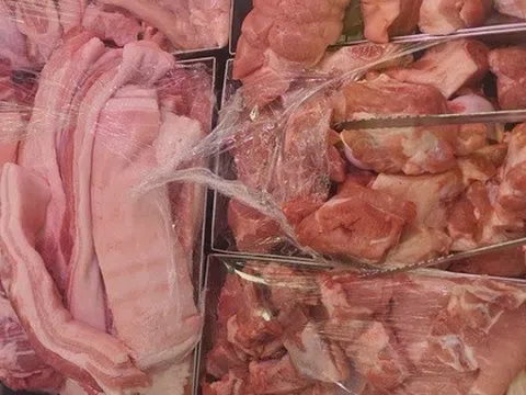 Giá heo hơi giảm sốc, doanh nghiệp ngỡ ngàng