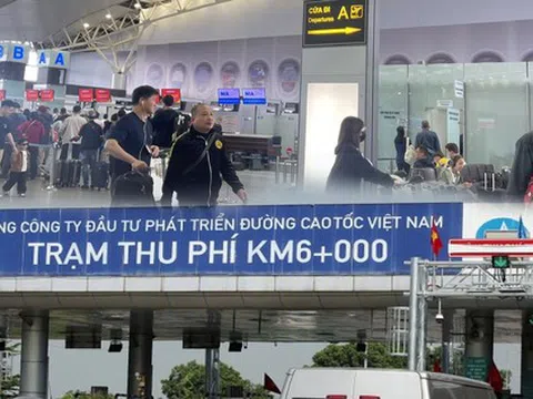 Yêu cầu tăng chuyến bay, xả trạm thu phí cao tốc nếu ùn tắc dịp nghỉ lễ