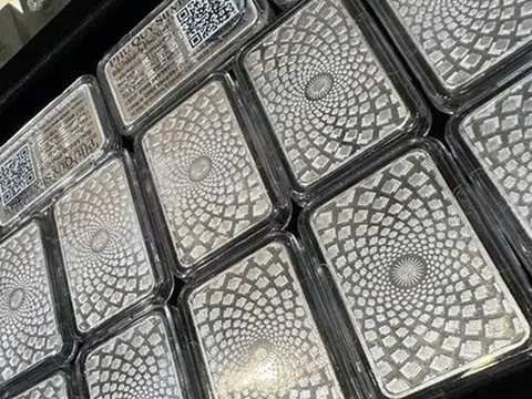Giá bạc hôm nay 7/4: đi ngang sau khi mất hơn 10% vào tuần trước