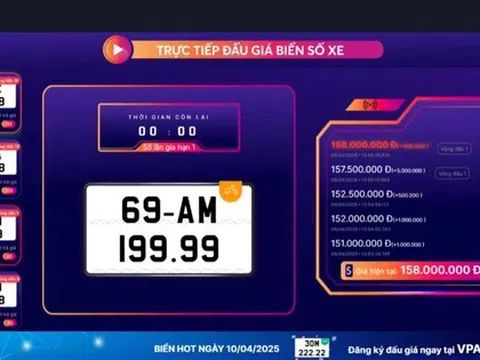 Lần đầu tiên lên sàn, nhiều biển xe máy được 'chốt' mức giá hơn 100 triệu đồng