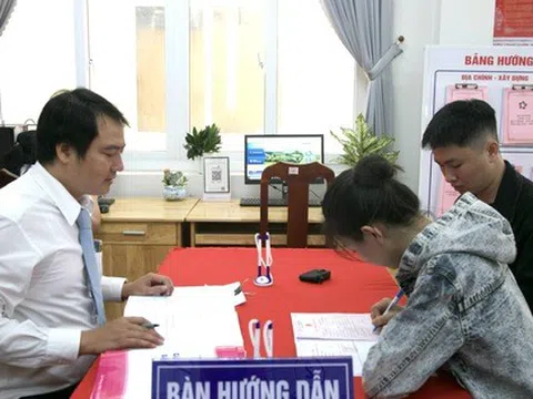 Hơn 1.900 cán bộ, công chức dôi dư ở Đồng Nai sau sắp xếp sẽ được bố trí ra sao?