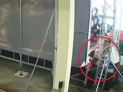 Vụ học sinh tử vong vì điện giật khi đang diễn văn nghệ: Bất ngờ phản ứng của lãnh đạo phòng GD&ĐT