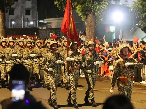 Sáng nay (27-4), tổng duyệt diễu binh, diễu hành; nhiều tuyến đường cấm xe từ 3 giờ