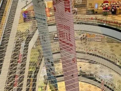 Vạn Hạnh Mall lên tiếng sau khi có thêm người rơi lầu tử vong