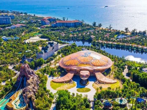 Doanh thu của Vinpearl tăng mạnh trước thềm nêm yết