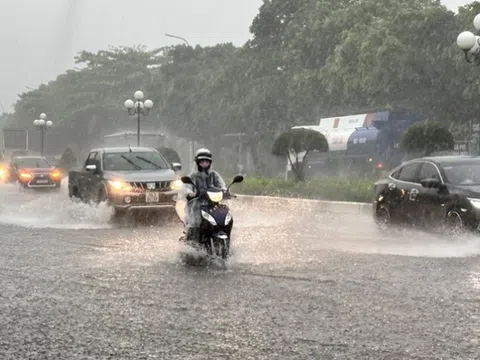 Ngày mai, nhiều nơi có mưa rào, mưa to