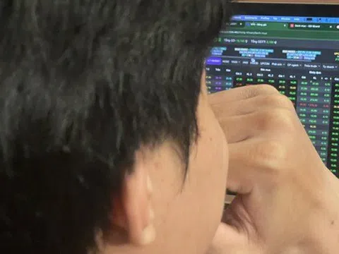 Ngày đầu tiên vận hành hệ thống KRX: Thị trường khởi sắc nhưng còn trục trặc nhỏ