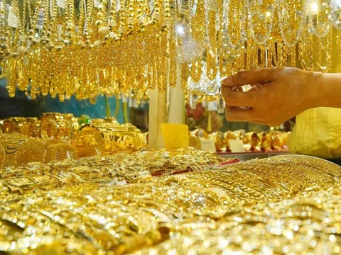 Giá vàng nhẫn, vàng SJC ngày 8/5 tăng thêm nửa triệu đồng mỗi lượng