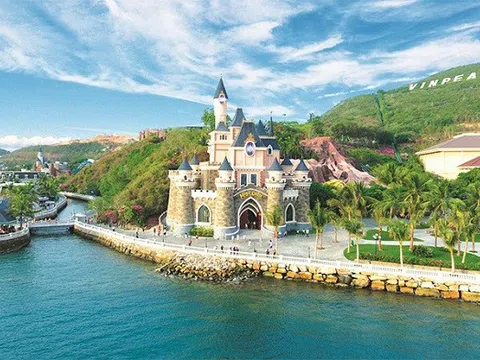 Cổ phiếu Vinpearl lên hơn 100.000 đồng, vốn hoá "vượt mặt" FPT, Hòa Phát, MBB