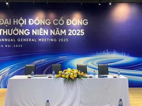 Vắng lặng tại đại hội đồng thường niên công ty trong hệ sinh thái Apec Group