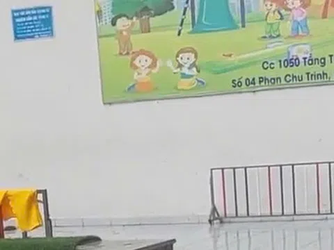 Nhân viên ngân hàng rơi từ tầng 20 chung cư tử vong