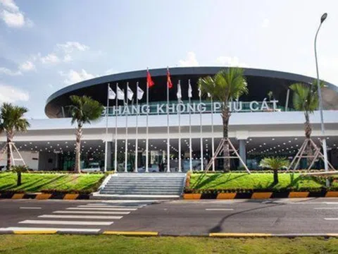 Tăng cường bay đêm từ hai thành phố lớn đến Bình Định