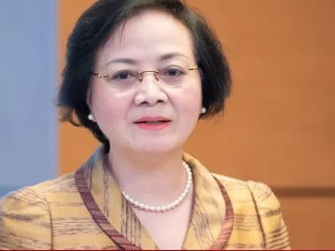 Giữ nguyên lương, phụ cấp trong 6 tháng cho công chức tỉnh về làm việc tại xã