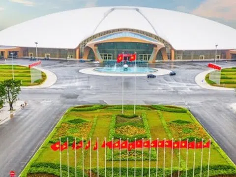 Lộ diện trung tâm triển lãm Top 10 thế giới: Kỷ lục gần 10 tháng thi công