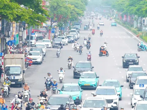 Hiện trạng giao thông vành đai 1 Hà Nội sắp cấm xe máy chạy xăng