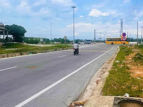 Điều khó tin vừa xảy ra trên tuyến đường 210 tỉ đồng ở Quảng Trị