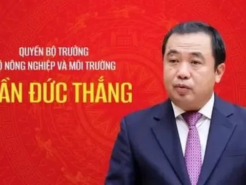 Điều động Bộ trưởng; xử lý nhiều cán bộ