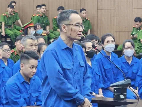 45 đối tượng hầu tòa vì cắt ghép ảnh người thân con nợ đăng lên trang 'tình một đêm'