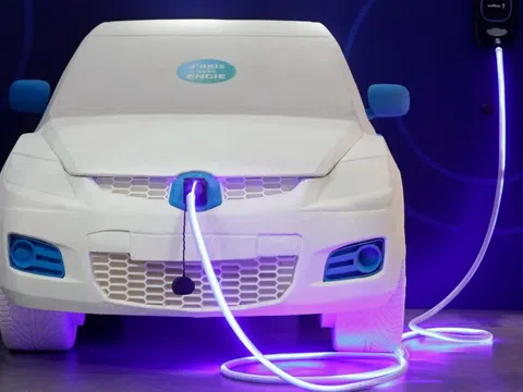 Không còn là xe 'sang xịn mịn' ra sao, đây mới là 'cuộc chơi' trong 5-10 năm tới của các ông lớn ô tô điện - Volkswagen, Toyota, BYD đều đang 'tất tay'
