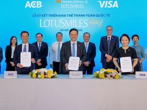 Vietnam Airlines hợp tác cùng ACB và Visa ra mắt thẻ hội viên tích hợp thanh toán Lotusmiles Pay