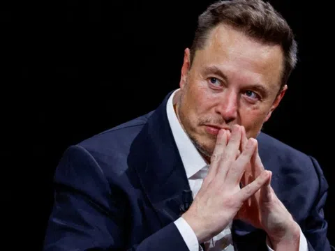 ‘Chúng ta có thể gặp khó khăn’: Elon Musk ngậm ngùi khi doanh số Tesla lao dốc quý thứ 2 liên tiếp, hãng xe điện chẳng có gì để khoe ngoài tài sản tiền số