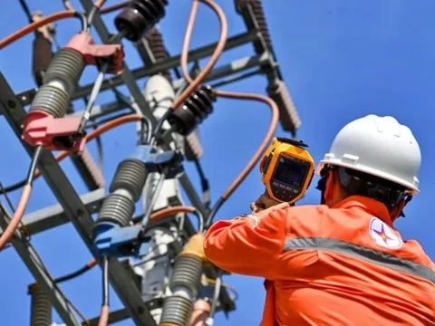 Điện lực Tp.HCM (EVNHCM) bất ngờ báo lỗ hơn 400 tỷ sau nửa đầu năm
